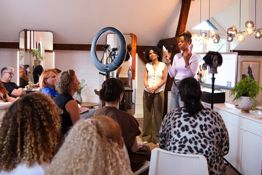 AfroCurls Pro 2025 practical training workshop in Hamburg