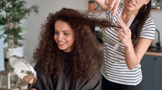 The best stylists for curly & coily hair in Germany: Our recommendations for you